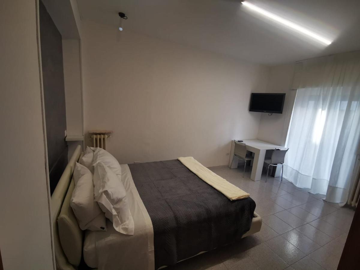 Davide Hotel Potenza Eksteriør billede